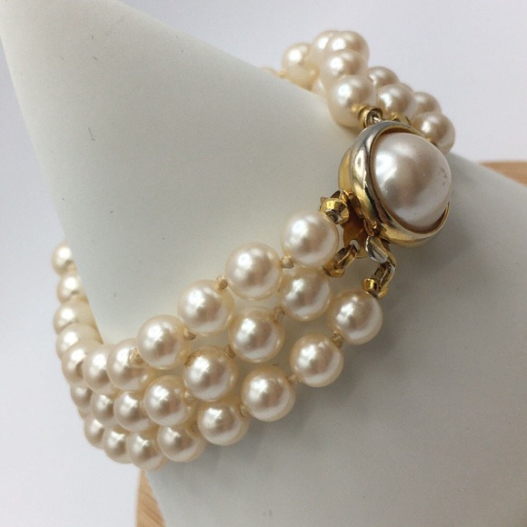 Vintage Glass Pearl Hand Knotted Multi-Strand Bracelet Faux Mabe Pearl Box Clasp - Picture 2 of 7